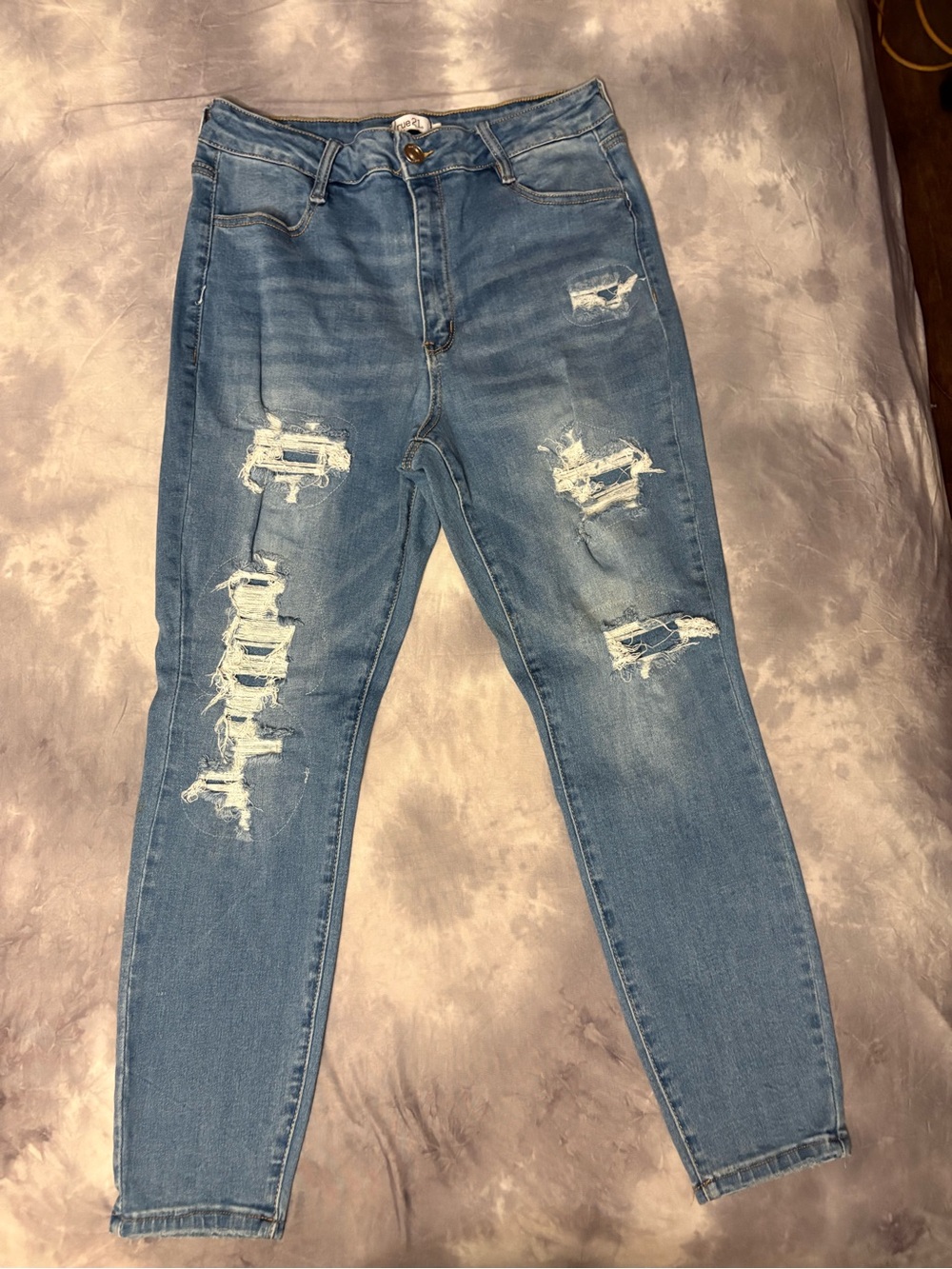 Rue21 Light Wash Distressed High-Rise Skinny Jeans